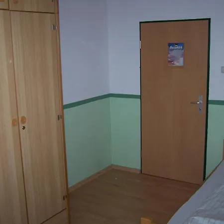 Hostel Internationales Jugendgastehaus Cvjm *