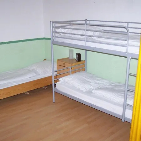 Hostel Internationales Jugendgastehaus Cvjm *